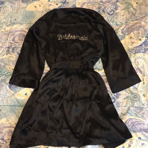 Black silk bridesmaid robe crystals letter E - Picture 3 of 4